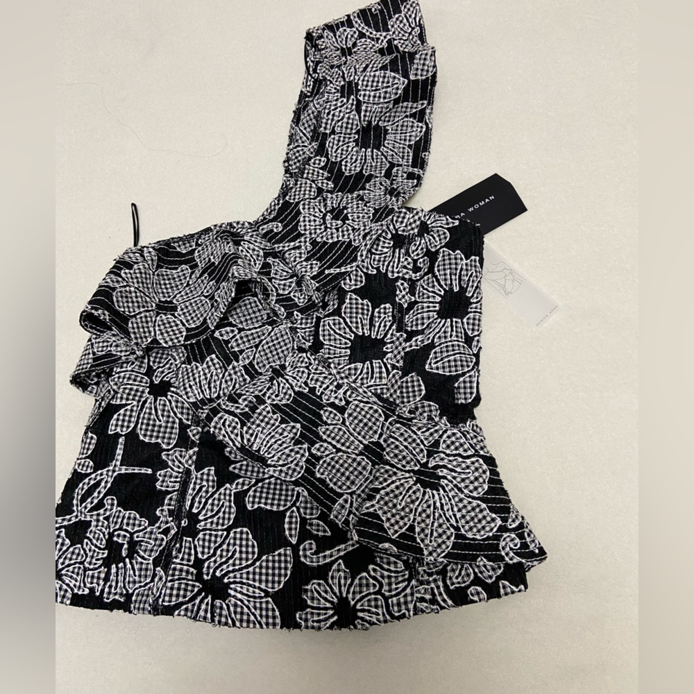 Zara off the shoulder corseted/fitted ladies one shoulder top